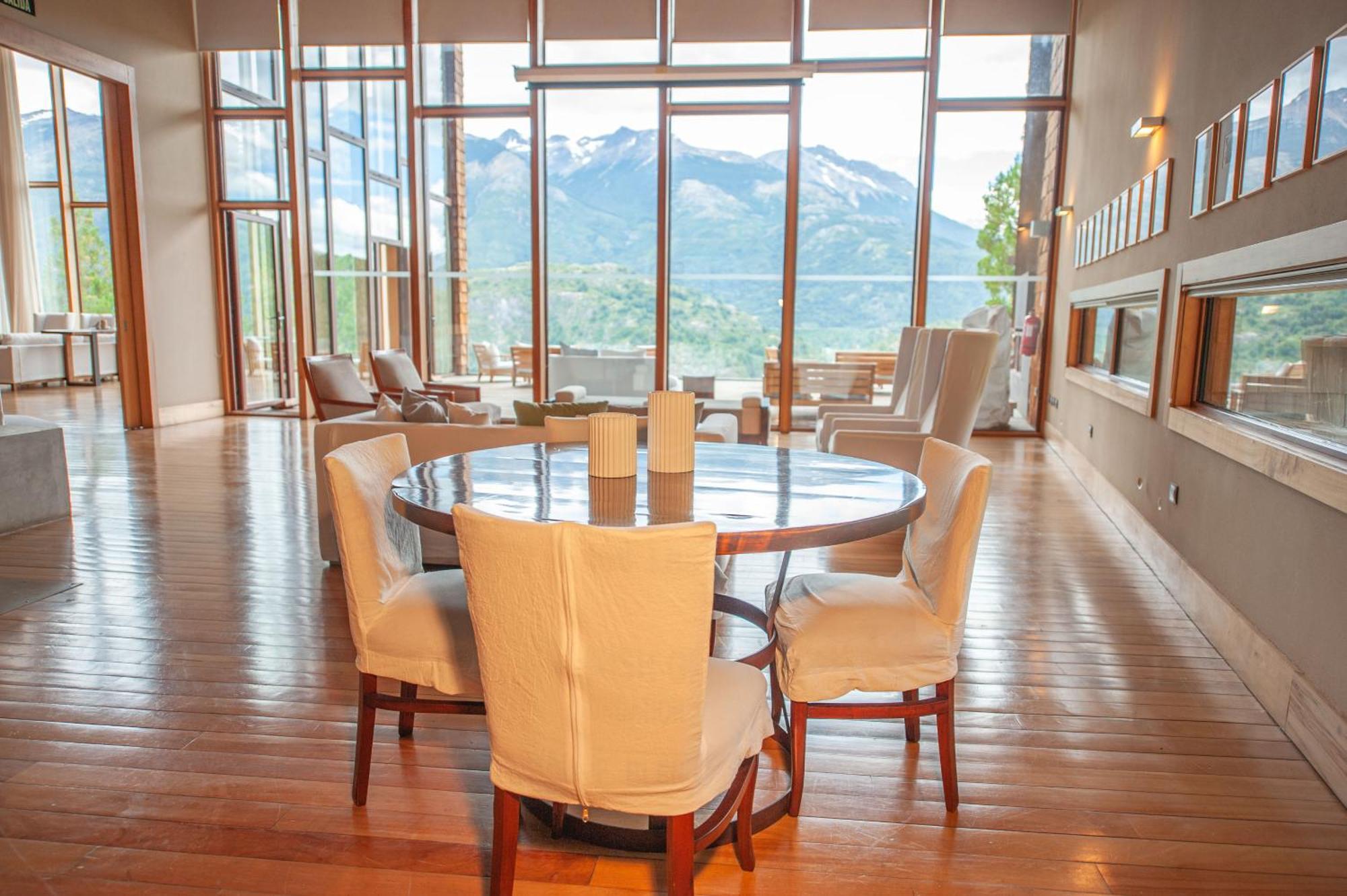 Uman Lodge Patagonia Chile Futaleufú 外观 照片